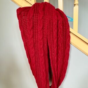 Chunky Cable knit Red Infinity Scarf L 33 X W 12